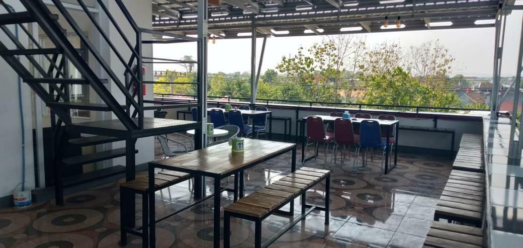 Jaya Sakti Hotel Blora Dış mekan fotoğraf